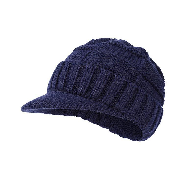 Minimalist Women's Duckbill Knit Hat - Short Brim, Warm Ear Protection for Autumn/Winter Skiing.
