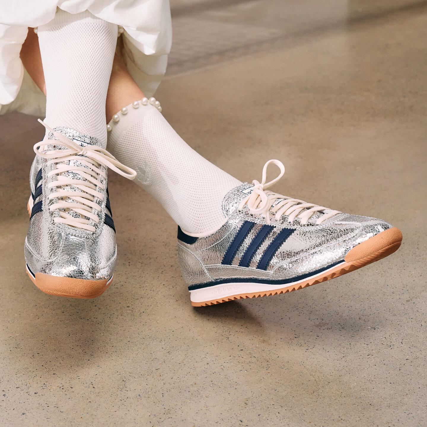 adidas SL 72 OG Silver Metallic Collegiate Navy (Women s) 36