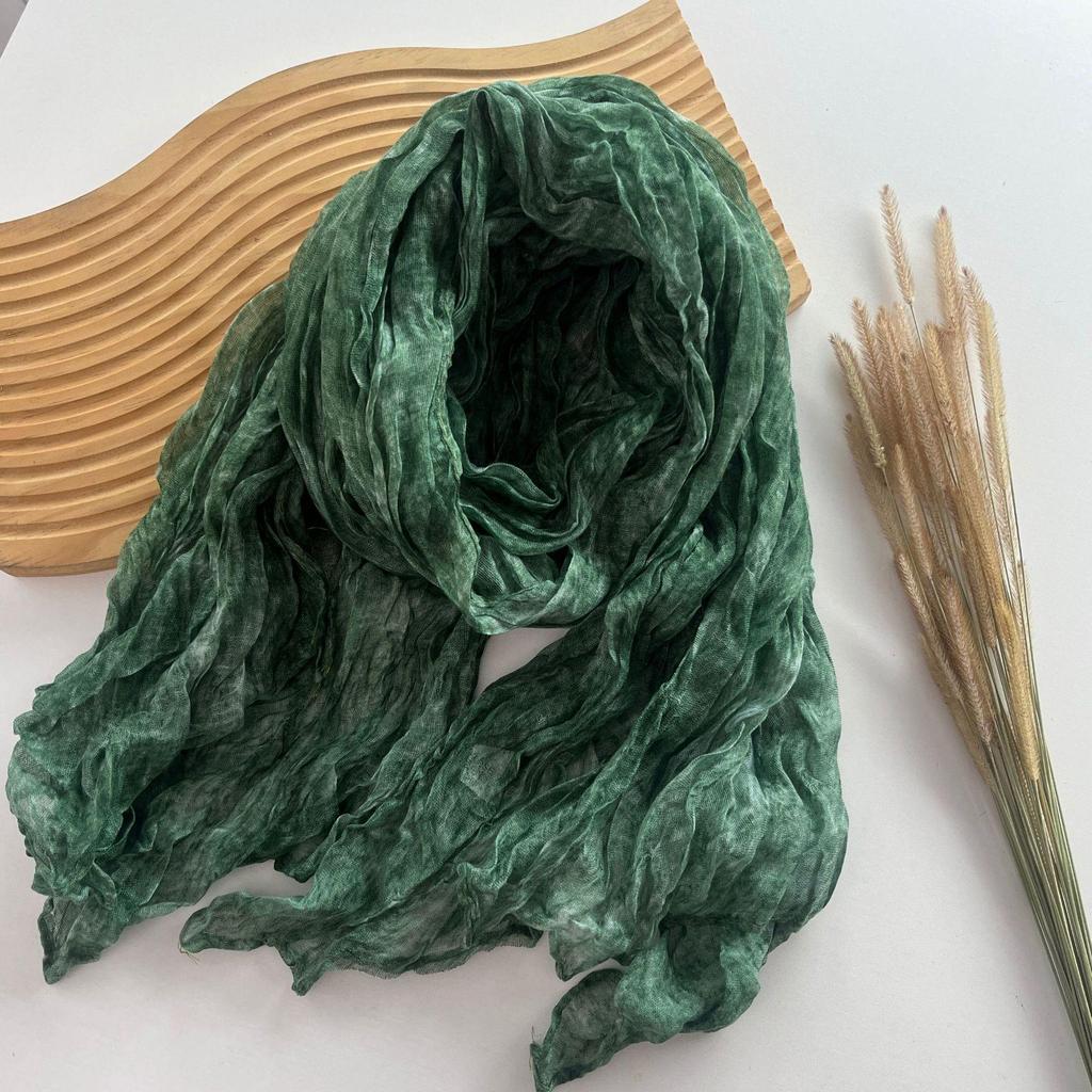 Sciarpa da Donna Blu Sfumato Effetto Cotone e Lino – Retro, Versatile, Lunga Stola Pieghettata per Autunno/Inverno.
