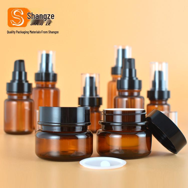 Lagerndes Kosmezeutisches Set: 30g Braunglas-Cremetiegel, 40ml Lotionflasche, 60g Flasche, 150ml Professional Line Flasche