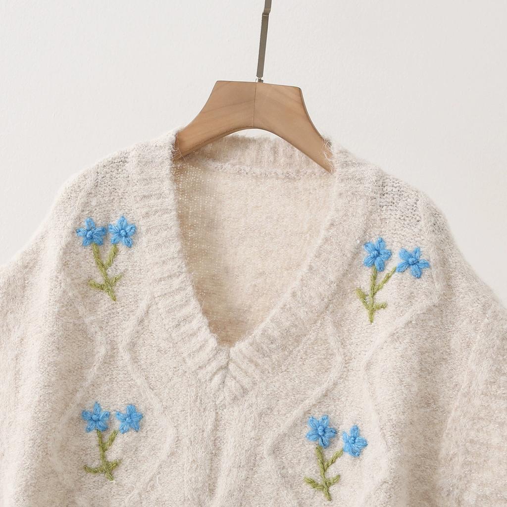 Dimanaf 2025 Autumn Women Bat Vest Sweaters Embroidered Flowers Knitting Buttons Casual Style Loose Sweater