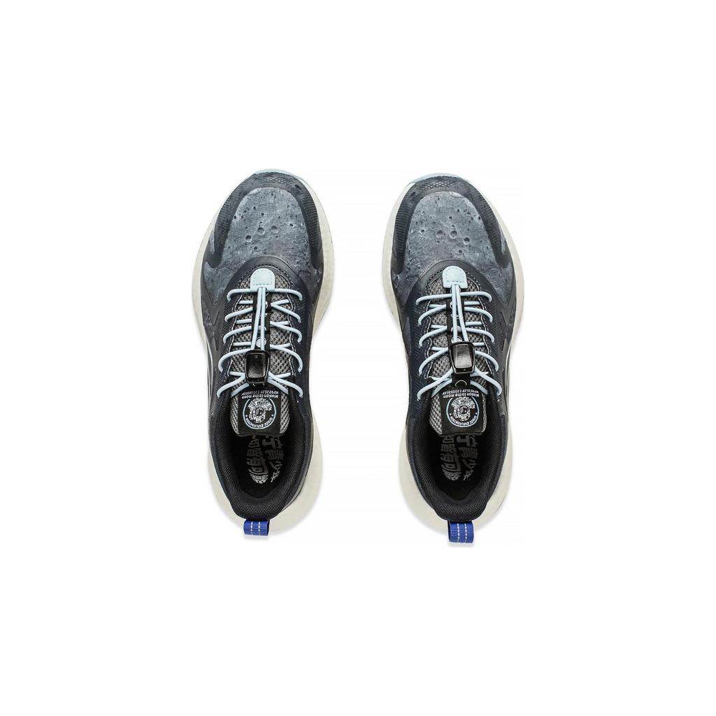 Li Ning Kids Protective Nest V2 Comfortable Shock Absorbing Durable Low Top Running Shoes Kids Running Shoes Gray YKFT076-7