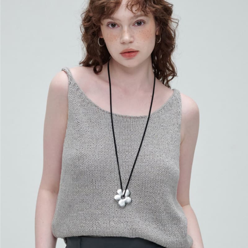 

NOISCHE Metal Fleur Necklace _ SILVER Silver