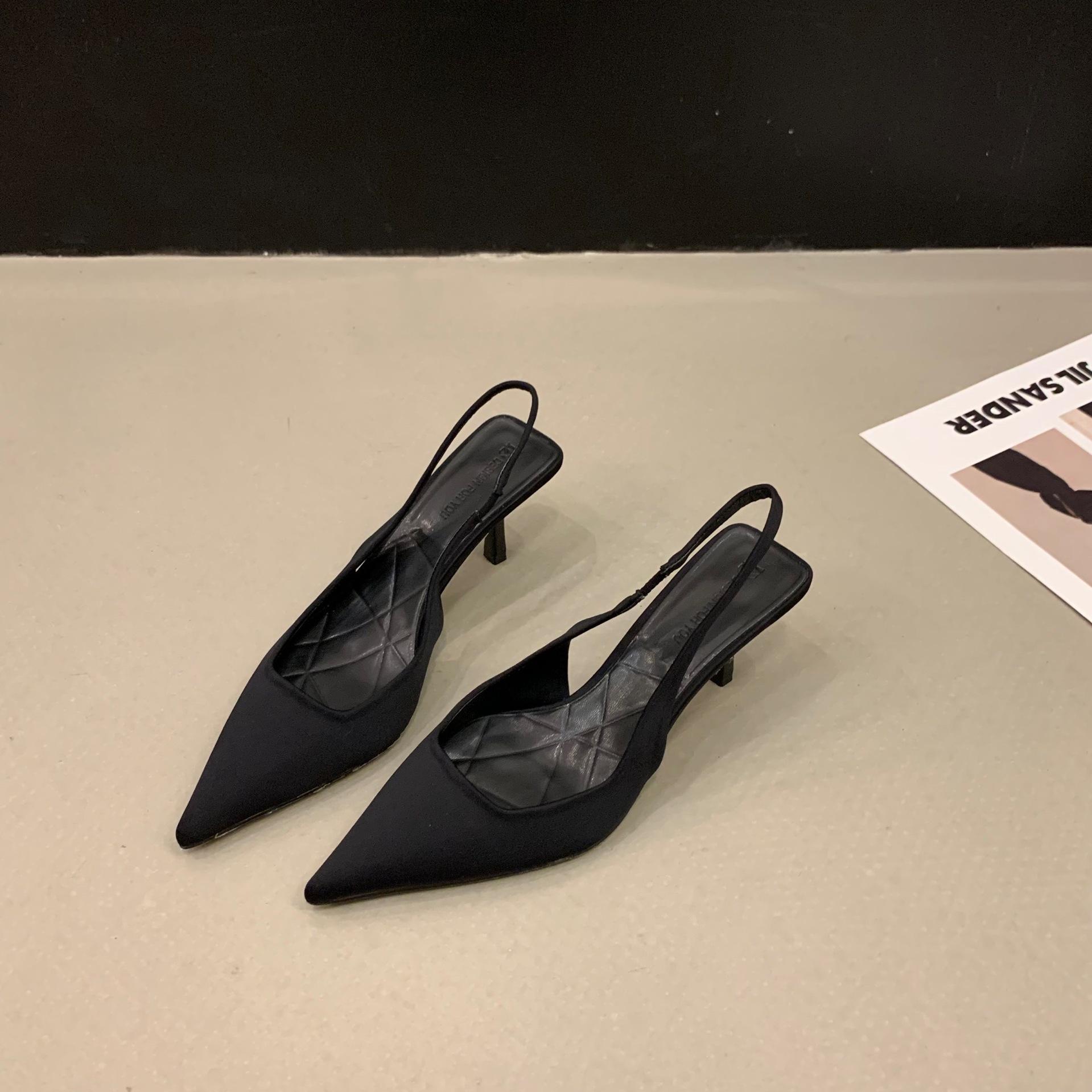 

French high-heeled black bag head sandals fairy shoes 2024 spring and summer niche high-end satin pointed single shoes 35 чёрный