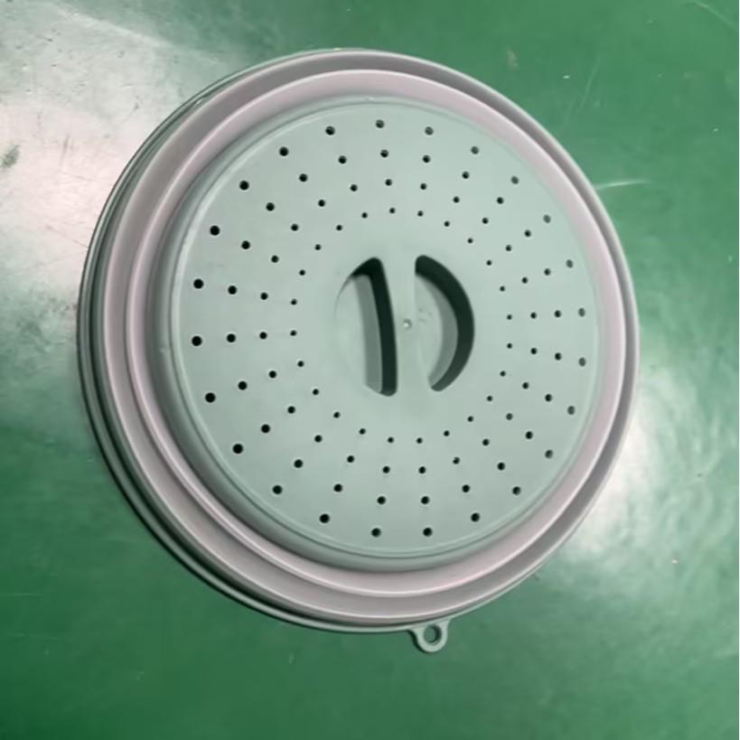 Vikbart Mikrovågsskydd i Silikon med Krok - Multifunktionellt, Oljesäkert, Stänksäkert Värmeskydd