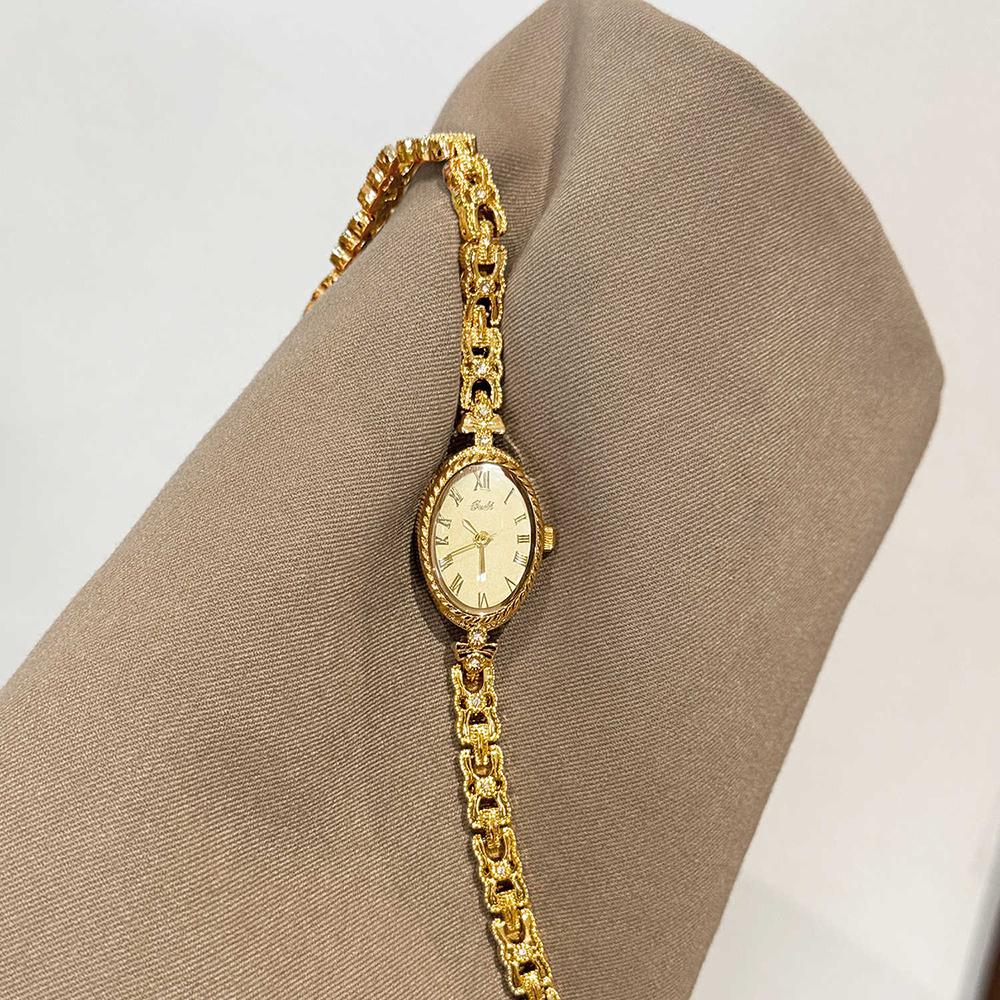 Reloj de Oro GEDI Elegantes Relojes de Pulsera Esfera Ovalada Exquisito Cuarzo Relojes de Moda para Mujer Retro Lujo Pulsera Dorada Reloj