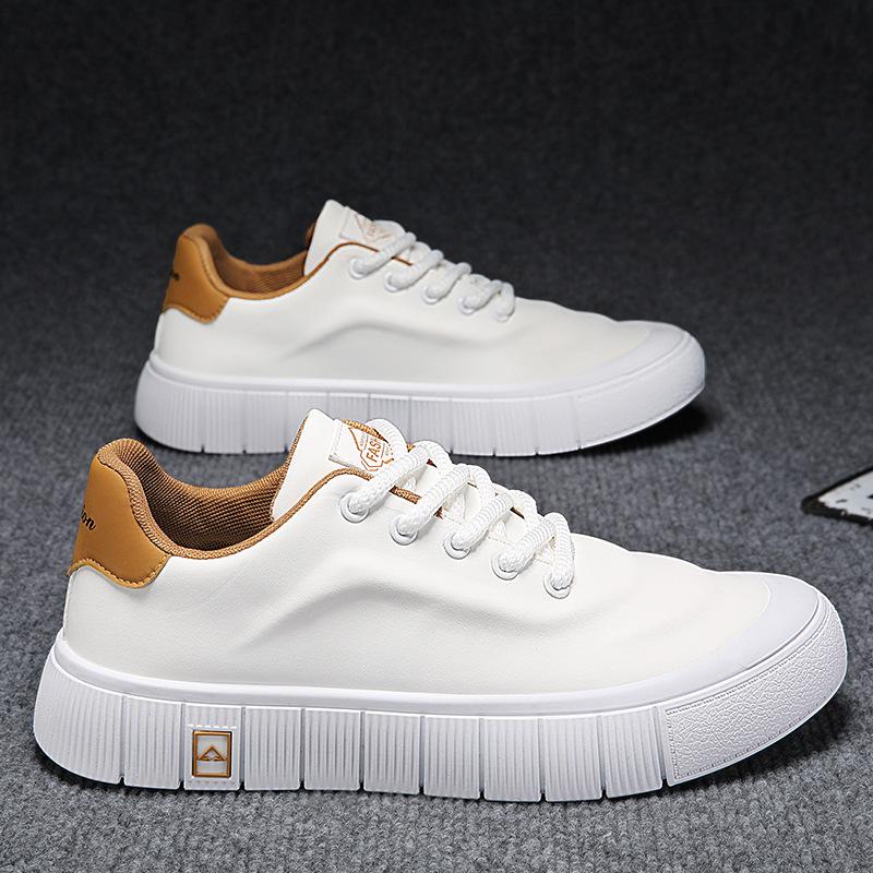 Herrenschuhe 2024 Frühling neue Lederoberfläche lässige Plateau-Herrenschuhe Studentenmode-Trend Low-Top vielseitige Einzelschuhe