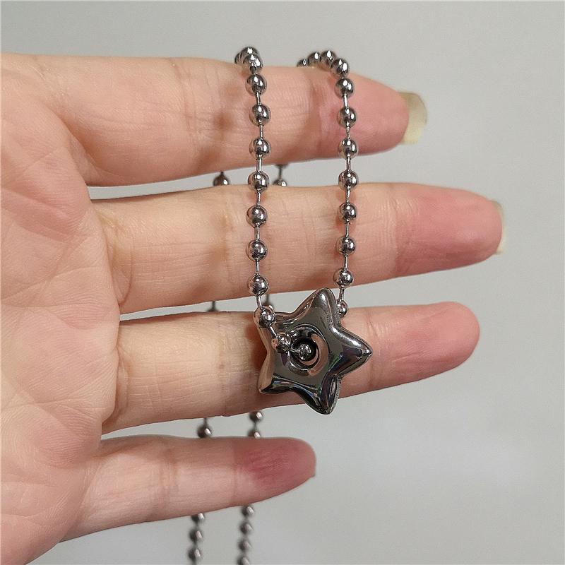 Simple Trendy Star Hollow Choker Necklace Pendant Neck Jewelry Grunge Charm Accessories Women Men's Fashion Party Chain Necklace