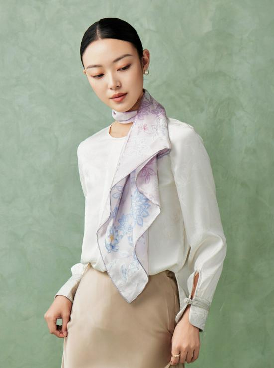 Custom Double-Sided Floral Rose Silk Scarf - 18 Momme Mulberry Silk, Luxury Festival Gift