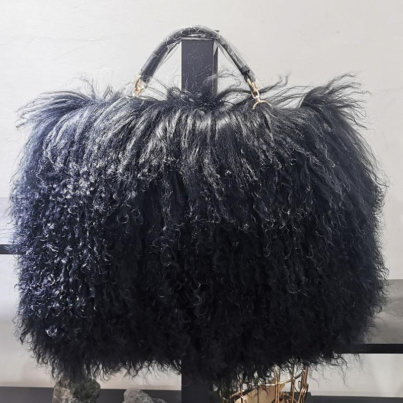 

Luxury Real Fur girl Chain Shoulder Bag for Women Designer Purses and Handbags Women s Party Clutch Crossbody Bag High Quality