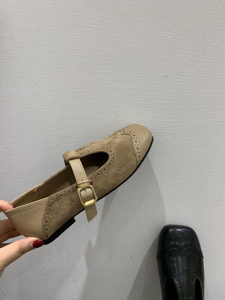 Retro Carved Square Head Shallow Mouth Single Shoes Flat-soled Small Leather Shoes Women's Niche Design French Mary Jane Shoes Autumn Women's Shoes