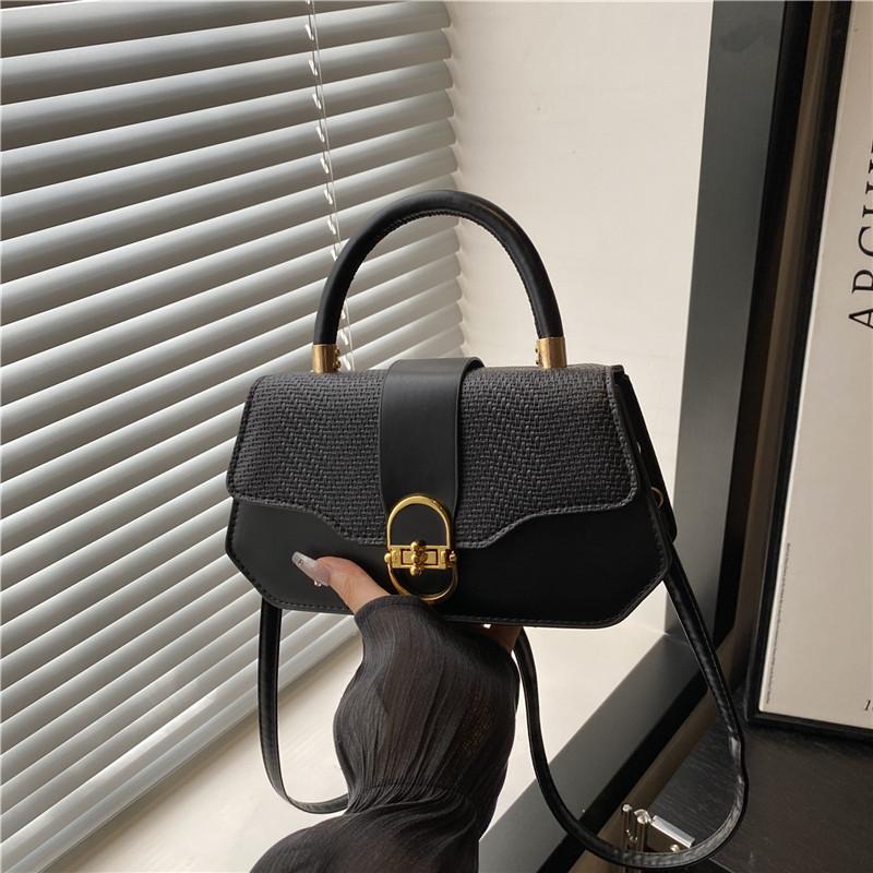 Pu Small Square Bag For Women With Simple Lock Closure For Daily Casual Use