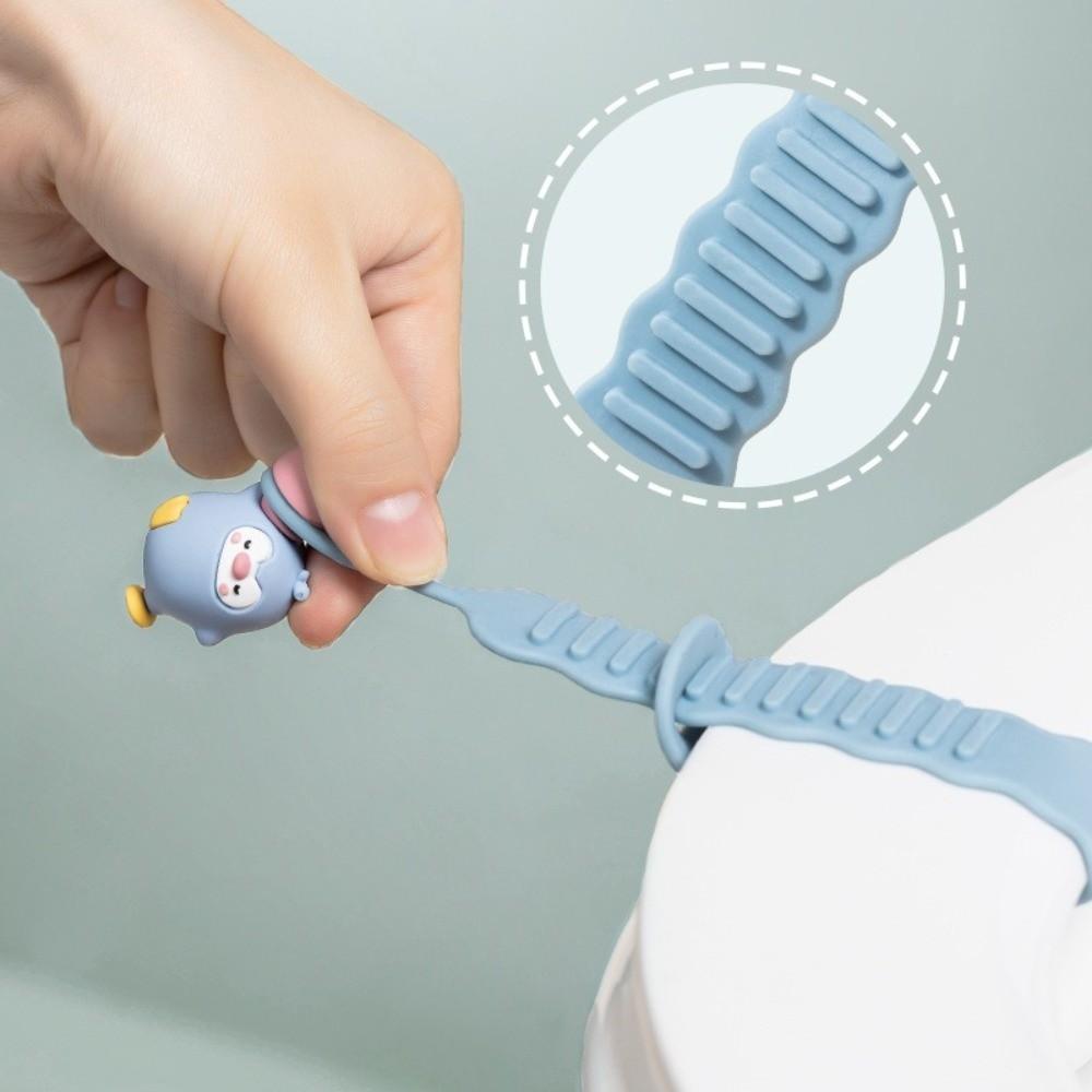 Anti-Dirty Closestool Holder Cartoon Toilet Lid Opener Portable Toilet Lifting Device  Bathroom