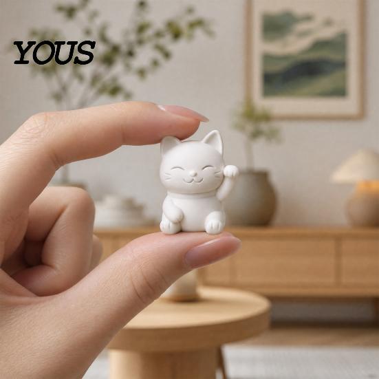 Nightstand Fortune Cat Statue 3D Printed Luck Statue, Cute White Maneki Figurine, Matte Mini Ornament for Home Desk Bedroom Decor, Holiday