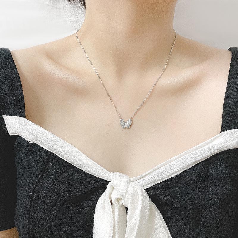 Korean Style Luxury Butterfly Zircon Necklace for Girls – Trendy Clavicle Chain with Niche Design