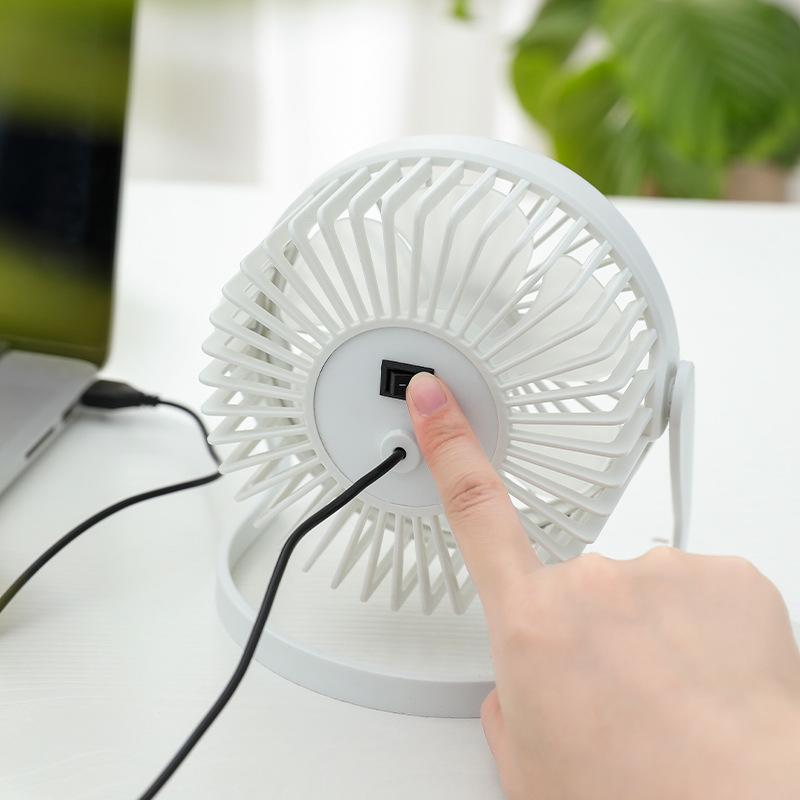 Small USB Fan Desktop 5 Inch Plug-in Mini Quiet Office Student Dormitory Desktop Small Electric Fan