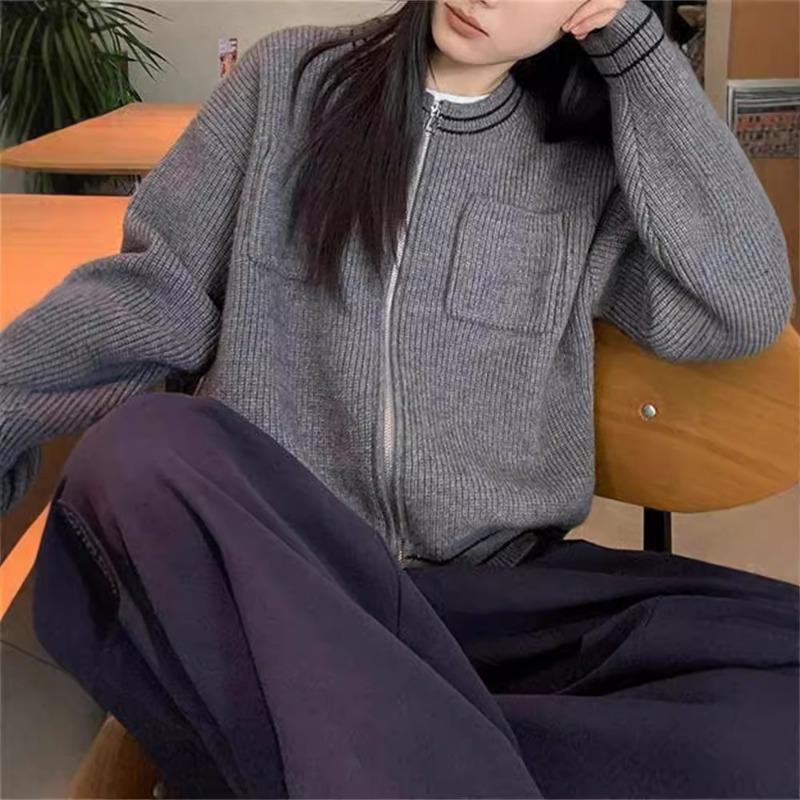 Autumn and winter new retro lazy style contrasting color crew neck knitted zipper cardigan fashionable versatile loose sweater women