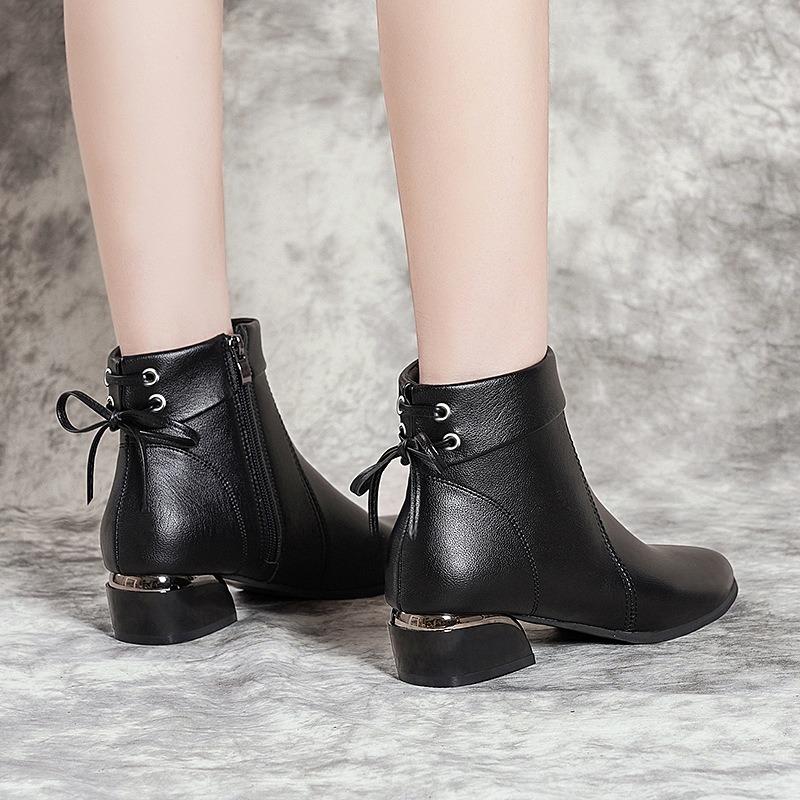 Small short boots women's autumn and winter new thick heel velvet warm comfortable side zipper bow fashion boots