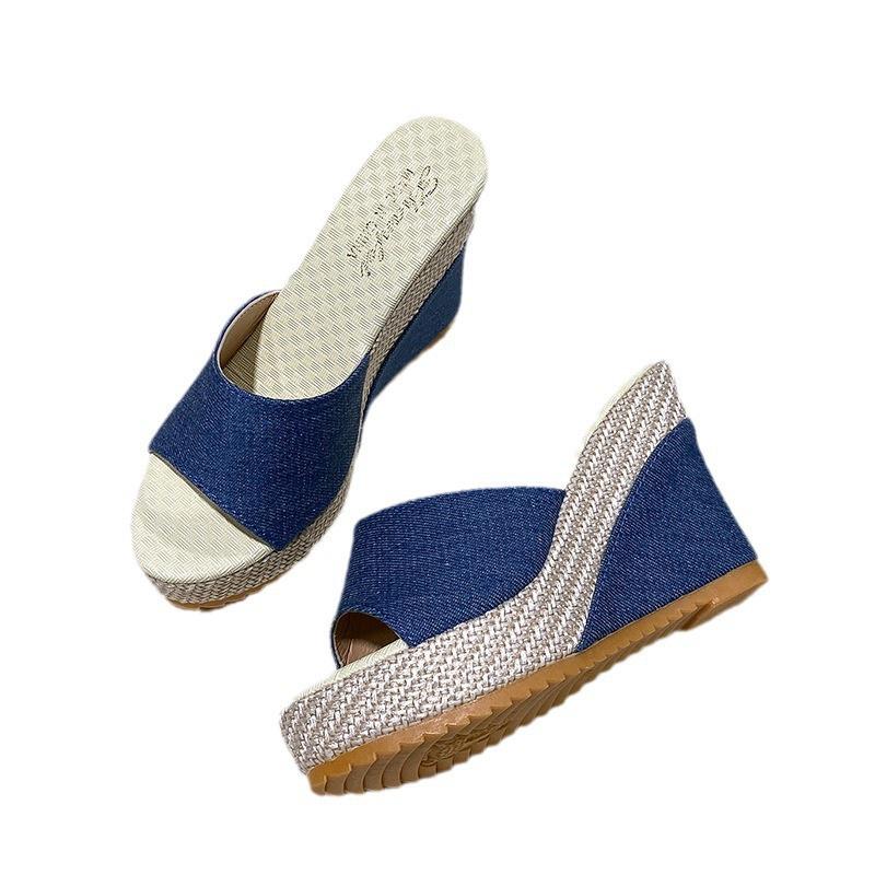 2024 Stylish European & American One-Strap Wedge Platform Slides: Plus-Size, Open-Toe Women's High Heel Slippers
