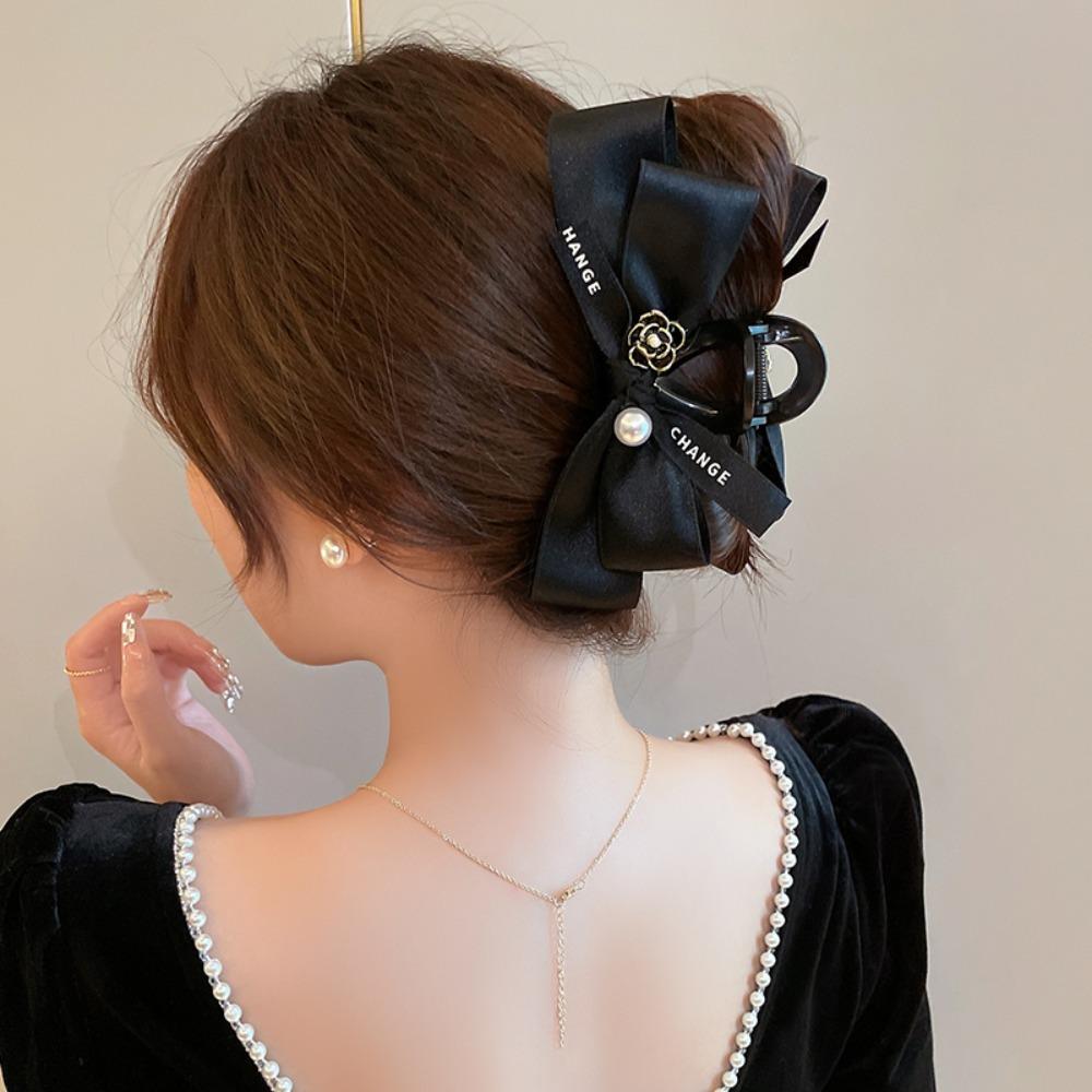 Xiaoxiangfeng Mountain Camellia Butterfly Knot Gripper Black Silk Pearl Hair Gripper Light Luxury Luxury High End Hairband Shark