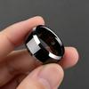 Anello in Acciaio Inossidabile Nero 8mm Comfort Fit Banda Classica Durevole Gioielli alla Moda Regalo per Uomini Adolescenti Adulti Uso Quotidiano