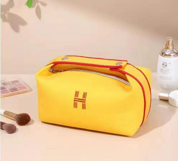 Portable Women s Toiletry and Makeup Canvas Tote Bag