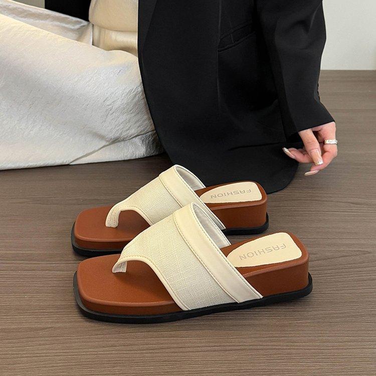 Slope heel square head temperament toe flip-flops shoes women's 2025 new summer skirt retro vacation beach sandals