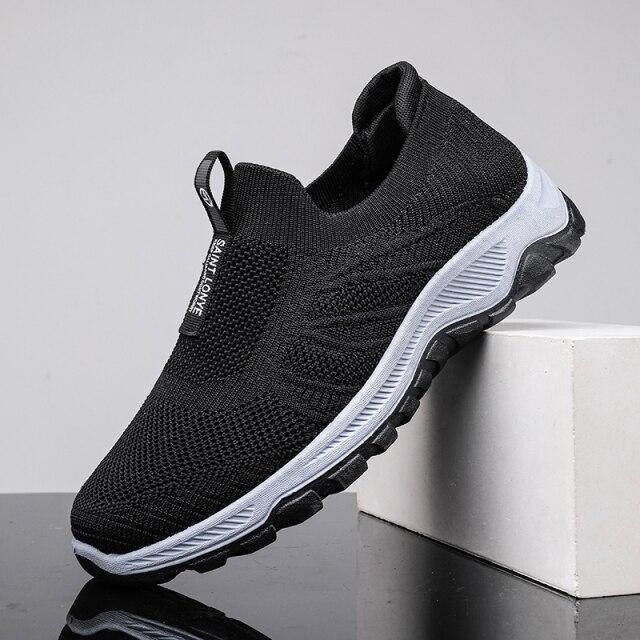 New Summer Shoes Men Loafers Light Walking Breathable Summer Comfortable Casual Shoes Men Sneakers  Plus Couple