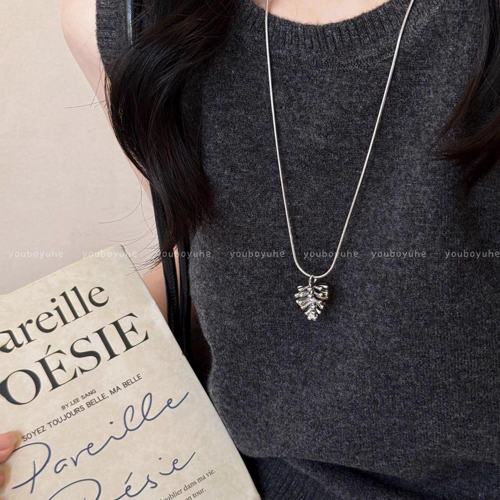 Mori Acorn-Style Ethnic Necklace: Handmade Woven Cotton & Linen Unisex Apparel Accessory