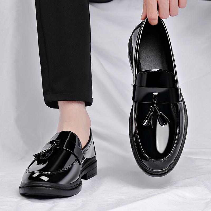 Patent Leather Mens Loafers Fashion Men‘s Casual Shoes Black Business Shoes Office Work Shoes Party Wedding Formal Dress Shoes