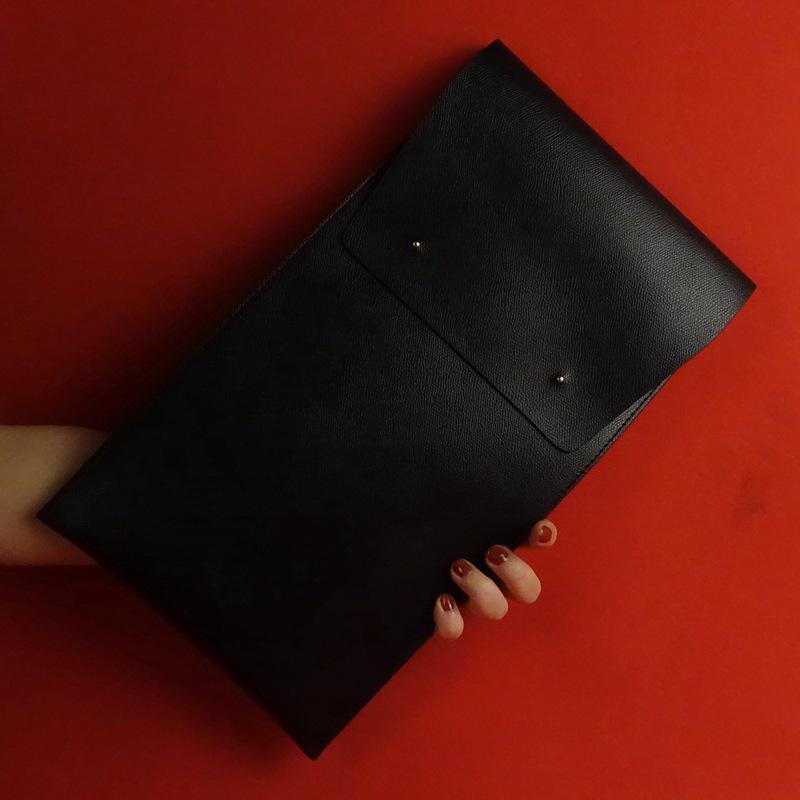 

Kinky Toys Compact Leather Storage Bag - Lightweight & Convenient for SM Essentials