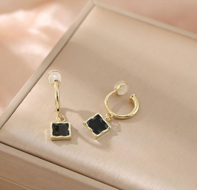 No Piercing Ear Clip Black Earrings Luxury Square Clip Earrings New Earrings
