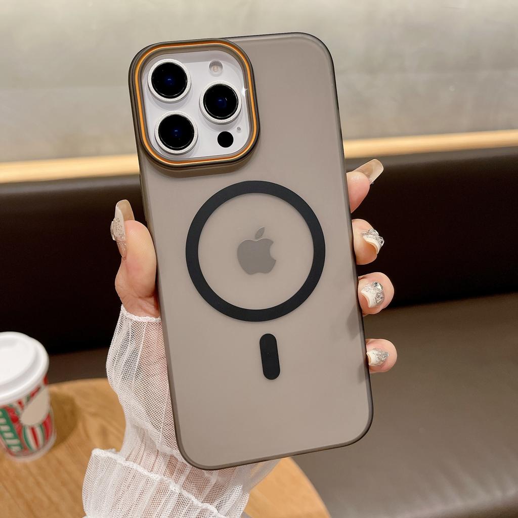 Soft sand skin magnetic attraction suitable for iPhone16 translucent mobile phone case Apple 14promax protective case 13pro