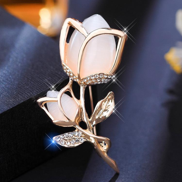Atmospheric Tulip Brooch High-End Femininity Anti-Light Pin Niche High-End Corsage Suit Accessories