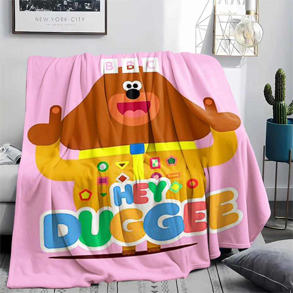 1PC Hey Duggee Patterned Flannel Blanket Suitable For All Seasons for Home Decor Warmth and Comfort Gifts Holiday Present