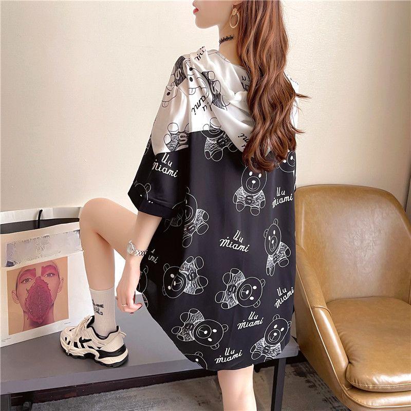 Damen Sommer T-Shirts mit Kapuze und kurzen Ärmeln, Übergröße, koreanischer Stil, lockere, übergroße Oberteile mit Cartoon-Motiv und süßem Bären-Print