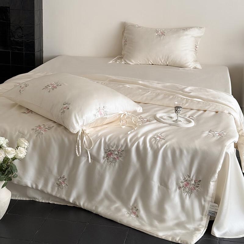 mling Ice Silk Feel Cotton Summer Quilt