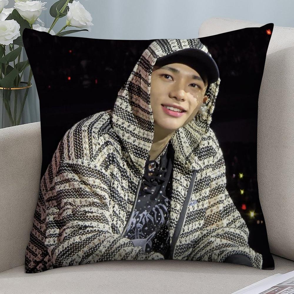 H-Hot KPOP Idol h-Hyunjin Pillow Case Short Plush Sofa Decorative Gift Home Double-sided Printing Cushion