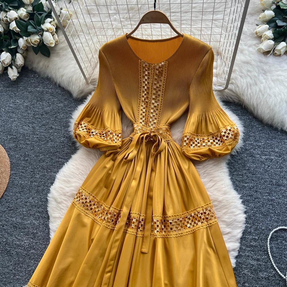 High-End Heavywork Lacing Paillette-Panel Waist-Banding Lantern Sleeve Maxi Dress for Women Autumn Charming Long Women Dress