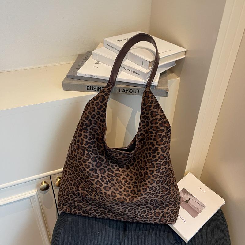 Leopard Print Bag Women's Large Capacity 2025 New Autumn and Winter Leisure Shoulder Mother and Child Bag Versatile Work Commuter Tote Bag