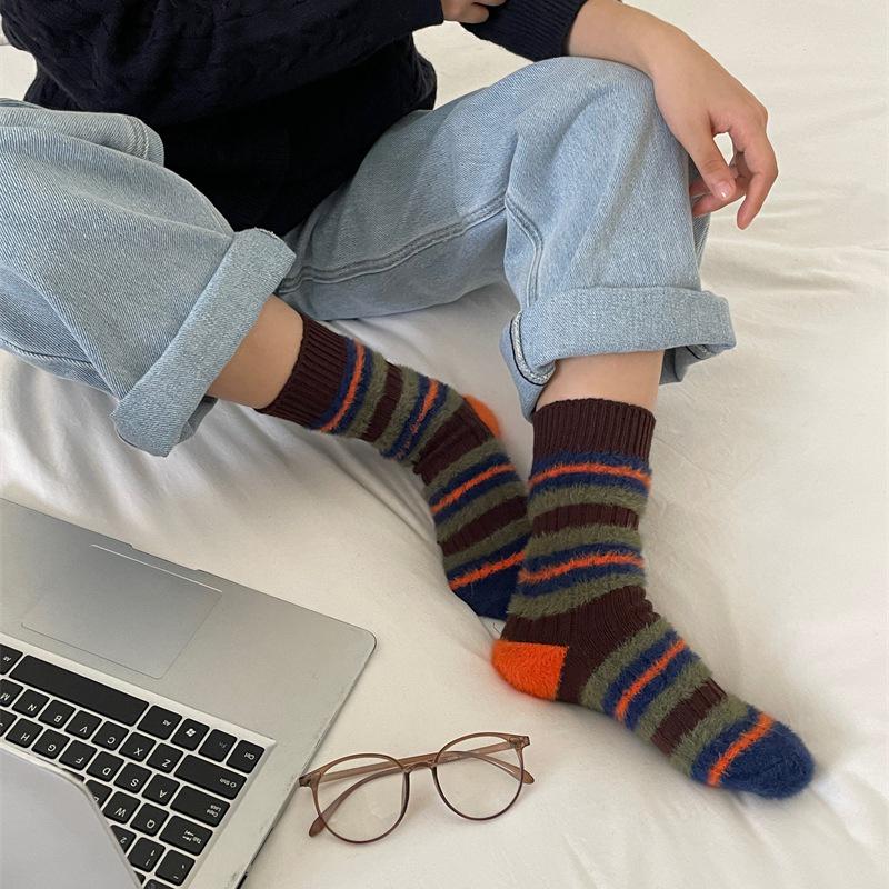 Korean Style Thick Striped Color-Blocked Mink Fluffy Socks - Retro Warm Mid-Calf Socks for Women, Perfect for Autumn and Winter