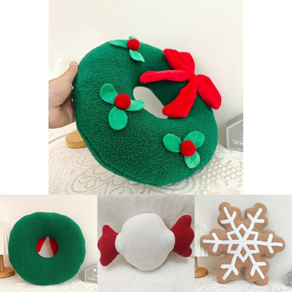 Adorable Cartoon Plush Christmas Snow House Wreath Snowflake Cushion Toy Gift