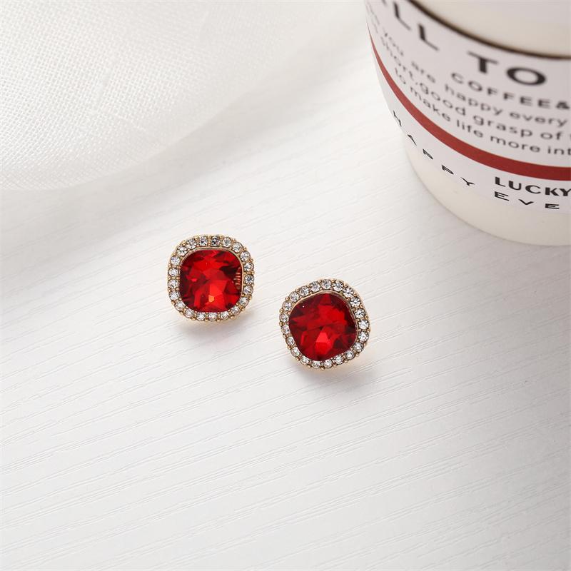 Orecchini a lobo da donna in cristallo color rosso quadrati piccoli con strass piccoli gioielli per orecchie moda coreana decorazione orecchie ragazze orecchini