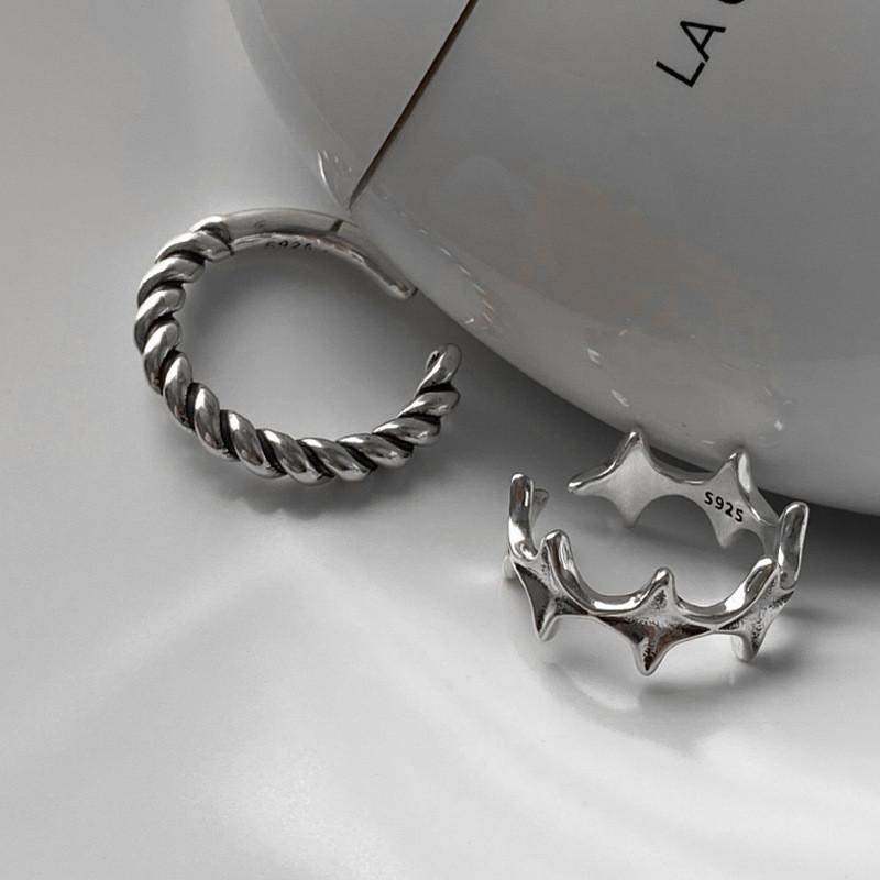 Inspired Retro Twisted Star Ring For Women Perfect For Fashionable Occasions Silver In