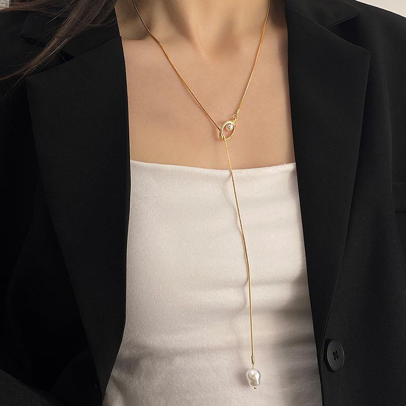 2025 Y-Shaped Snake Bone Chain Long Necklace Irregular Baroque Pearl Adjustable Pendant Necklace for Women Simple Jewelry