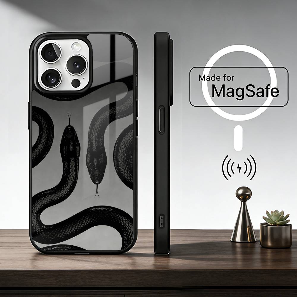 

Glod Black Snake Pattern Phone Case For iPhone17,16,15,14,13,12,11 Plus,Pro Max For Magsafe Wireless Charging iPhone13PROMAX