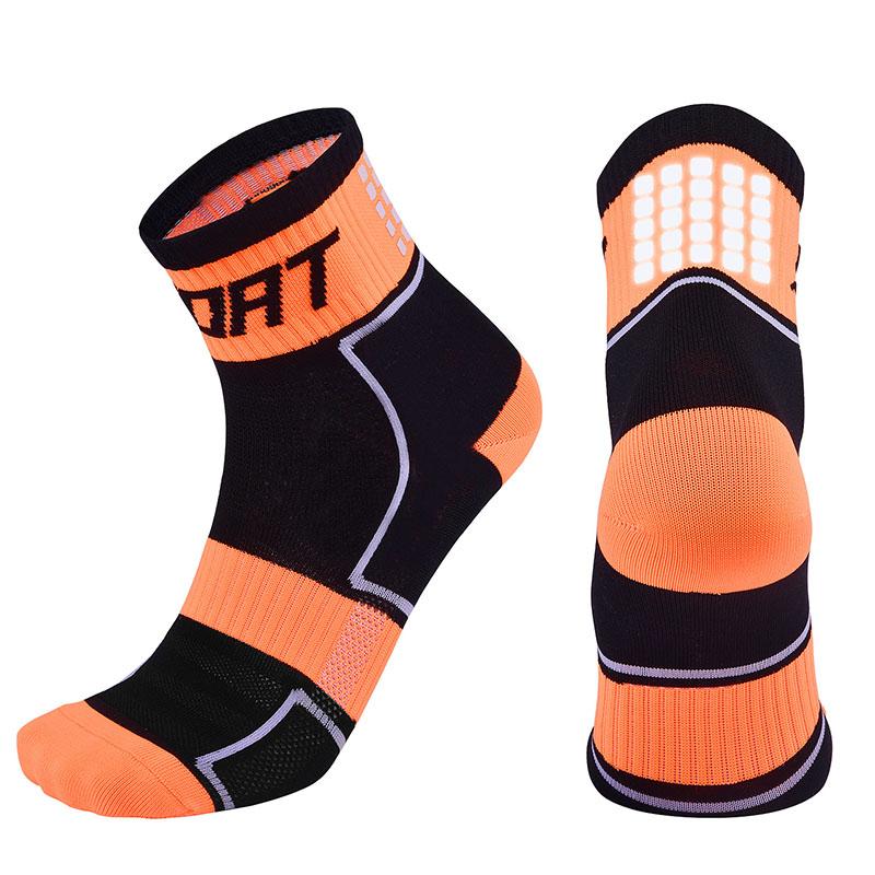 Men and Women Bicycle Crew Socks Outdoor Use Fitness Marathon Riding Running Sock Performance Athletic Breathable Crew Socks