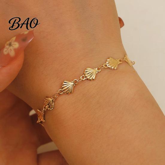 Casual Wrist Jewelry for Women Gold Boho Ocean Bracelet Women, Minimalist Mini Metal Scallop Gentle Style Shell Bracelet, Summer Beach Vacation, Daily