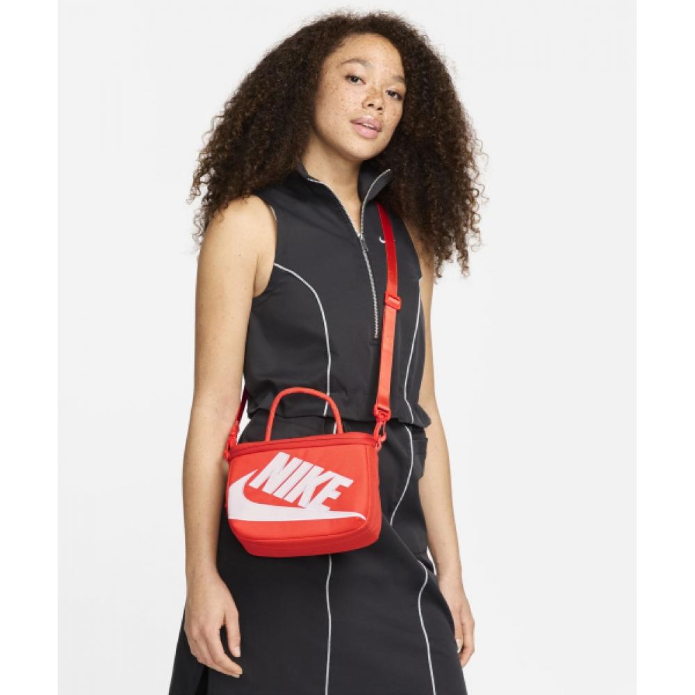 

Сумка через плечо NIKE Mini Shoebox объемом 3 л, оранжево-белая FN3059 869