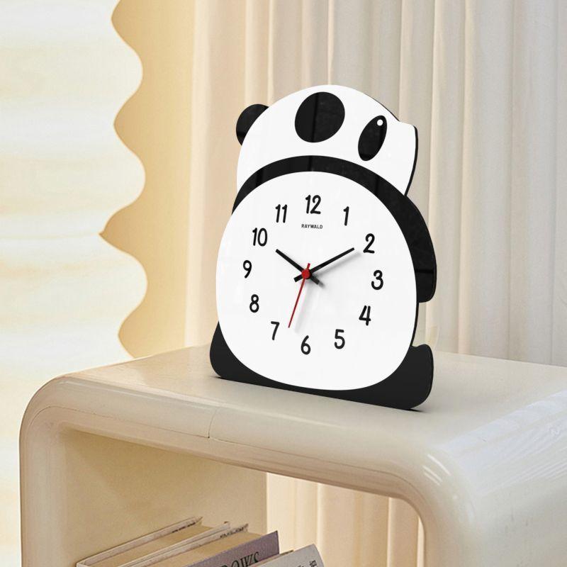 Desktop Clock, Panda Placement Silent Clock, Creative Small Ornament, Living Room and Bedroom Table Decoration
